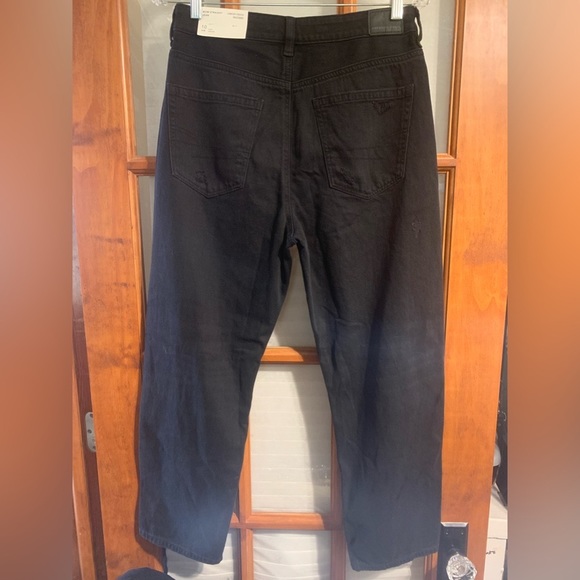 American Eagle NWT black high waisted Mom straight jean - Picture 2 of 5